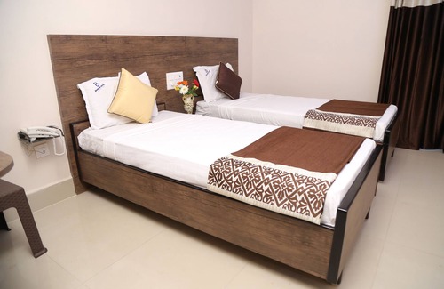 Nidadavolu Hotel | Hotel Bhavani Grand