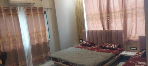 Omkareshwar Hotel | Hotel Bholenath, Omkareshwar Near Gajanand Ashram