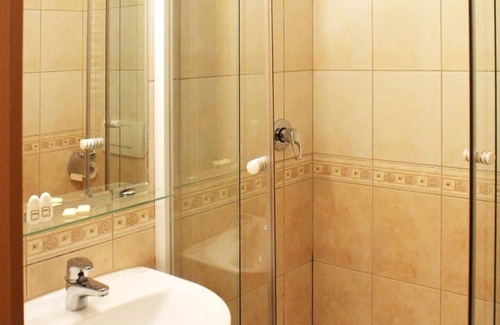 Tyniec Maly Hotel | Hotel Bielany