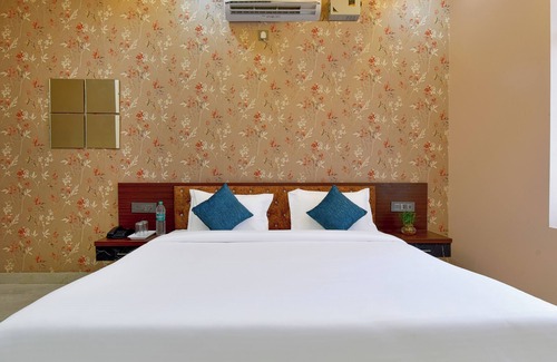 Bhiwadi Hotel | Hotel Bilaspur Pride