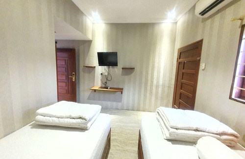 Kisaran Timur House | Hotel Bintang