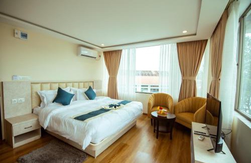 Madhyapur Thimi Hotel | Hotel Black Diamond - Transit Point Inside Hotel