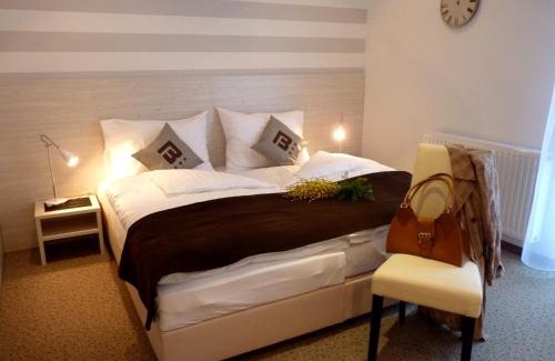 Horn Hotel | Hotel Blie, Bed & Breakfast, Self Check-in