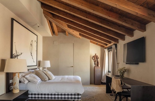 Villamayor de Monjardin Hotel | Hotel Boutique Mirador de Deyo