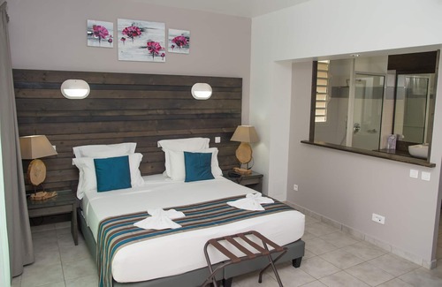 Terre-de-Haut House | HOTEL BOIS JOLI
