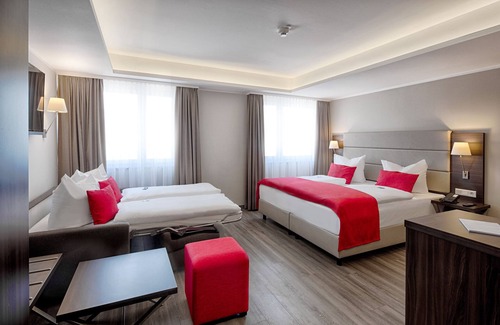 Oberasbach Hotel | hotel bomonti Nürnberg West