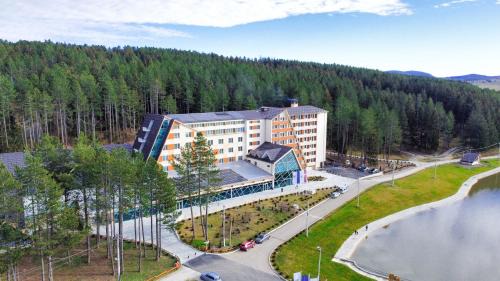 Sjenica Hotel | Hotel Borovi Forest Resort & Spa