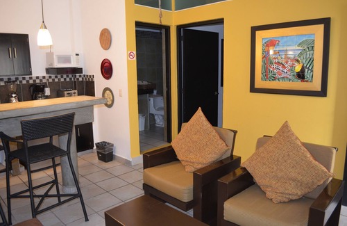 Colonia 5 de Diciembre Hotel | Hotel Boutique Suites Nadia