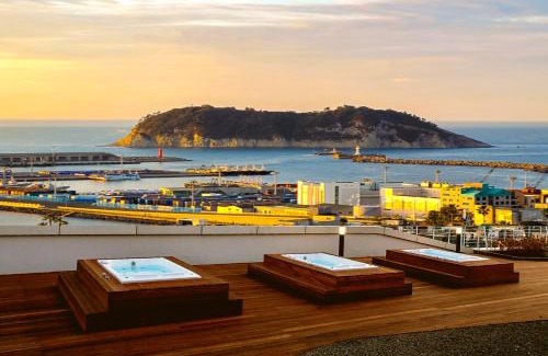 Songsan-dong Hotel | Hotel bridge Seogwipo