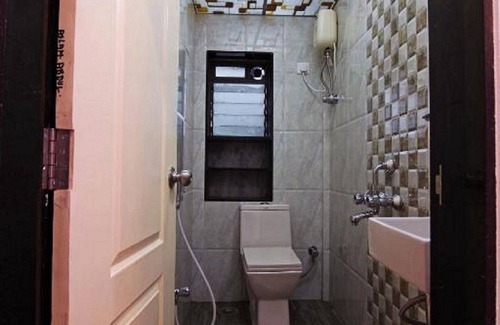 Girgaon Hotel | Hotel Briteway