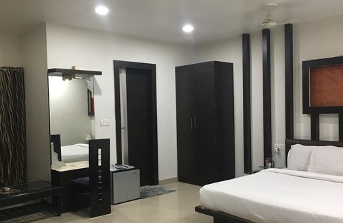 Jhansi Hotel | Hotel Bundelkhand Pride