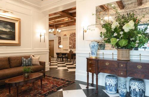 Leesburg's Old and Historic District Hotel | Hotel Burg