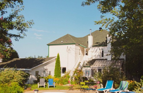 Saint-Adrien House | Hotel