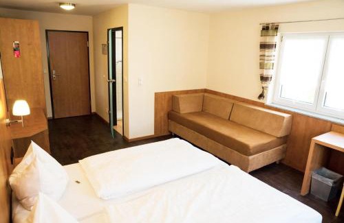 Grossostheim Hotel | Hotel Cafe Kern