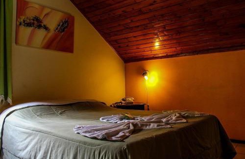 Perisse Hotel | Hotel Caledônia Inn