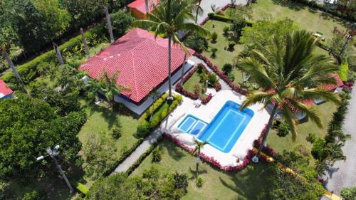 Pueblo Tapao Hotel | Hotel Campestre Los Tucanes