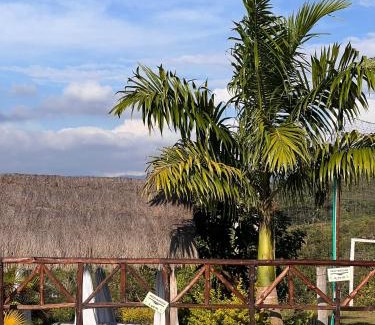 Curiti Hotel | Hotel Campestre Palmas del Zamorano