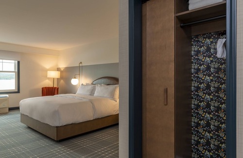 Canandaigua Hotel | Hotel Canandaigua, Tapestry Collection by Hilton
