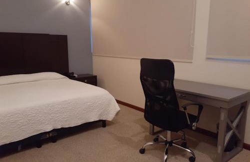 Yuriria Hotel | HOTEL CANDELERO