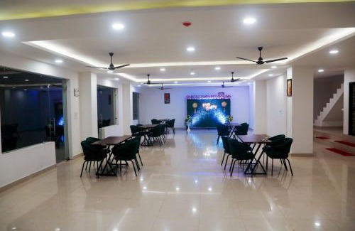 Chamba Hotel | Hotel Candle Wood