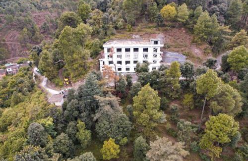 Chamba Hotel | Hotel Candle Wood