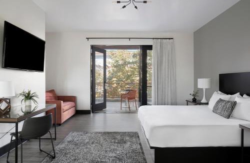 Claremont Hotel | Hotel Casa 425 + Lounge, A Four Sisters Inn