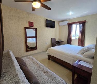 Yuriria Hotel | Hotel Casa Garatusa