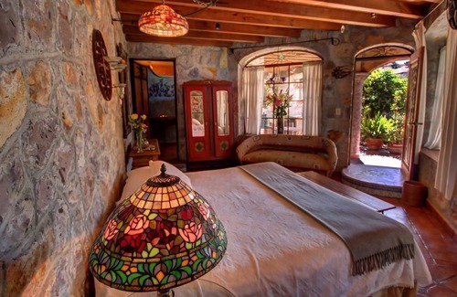 Atascadero Hotel | Hotel Casa Angelitos