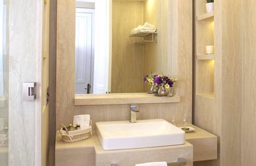 Alto Jahuel Hotel | Hotel Casa Real Viña Santa Rita