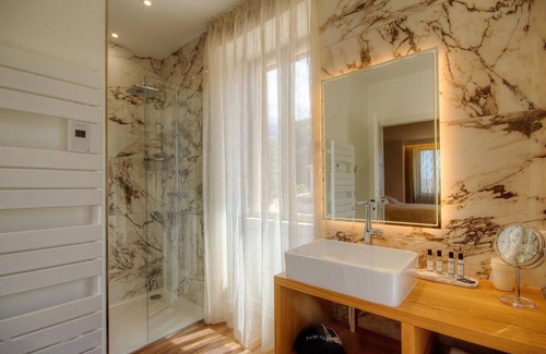 Moncale Hotel | Hotel Casale Olmia