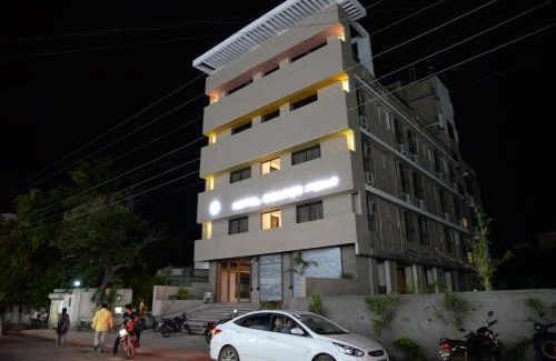 Solapur Hotel | HOTEL CENTER POINT