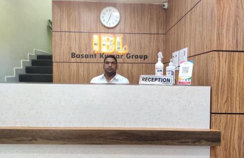 Muzaffarpur Hotel | HOTEL CENTRAL SQUARE "A Couple Friendly Hotel"