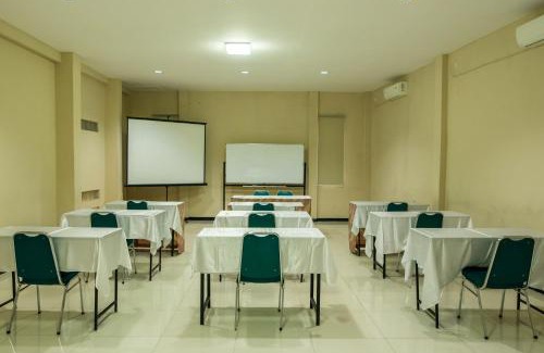 Cepu Hotel | Hotel Cepu Indah 2