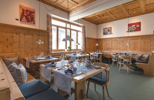 Sils-Maria Hotel | Hotel ∙ 2 guests