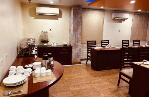 Patna Hotel | Hotel Chariot Inn Patna