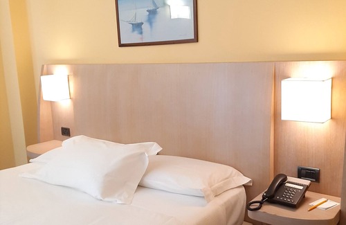 Civitanova Marche Hotel | Hotel Chiaraluna
