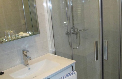 Dorna Hotel | Hotel Chola