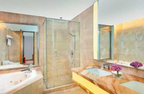 Tanjung Duren Utara Hotel | Hotel Ciputra Jakarta
