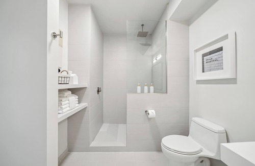 North Charleston Hotel | Hotel Circulo - Park Circle - Suite 250