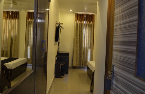 Sector 22 Hotel | Hotel Citi Heights