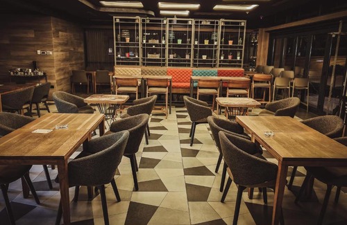 Zenica Hotel | Hotel City Code