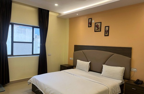 Brahmapur Hotel | HOTEL CITY PALACE