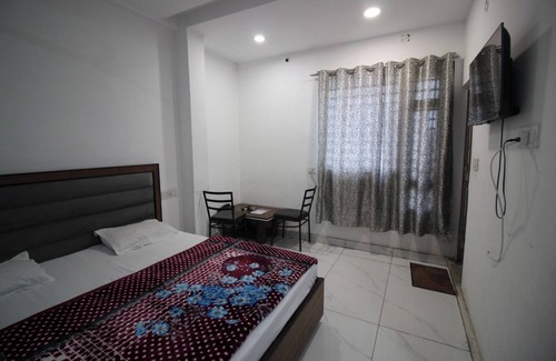 Baddi Hotel | Hotel Classic Bar & Restaurant