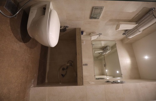 Jogeshwari West Hotel | Hotel Cliffton