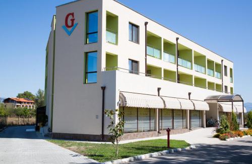 Pavel Banya Hotel | Hotel-Clinic Dr. Gechevi