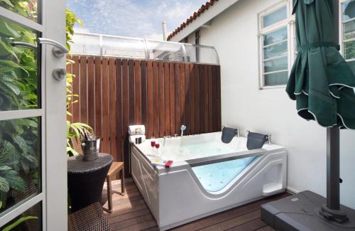 Kampong Glam Hotel | Hotel Clover 769 North Bridge Road