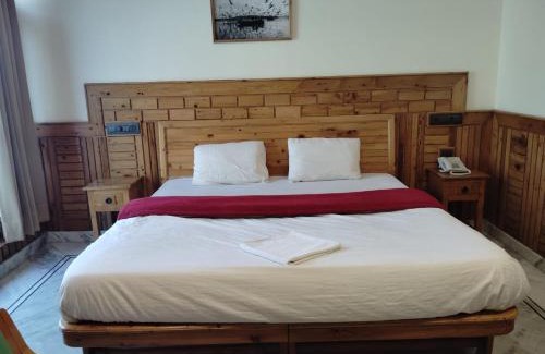 Mandi Hotel | Hotel CM Palace - Pure Vegetarian