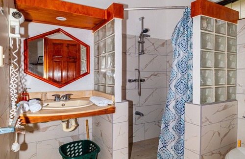 Mercedes Hotel | Hotel Colinas del Sol