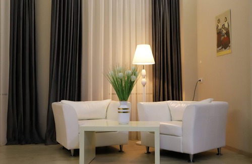 Berat Hotel | Hotel Colombo
