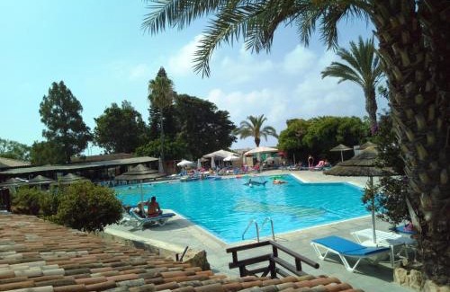 Paphos House | Hotel complex house near the beach